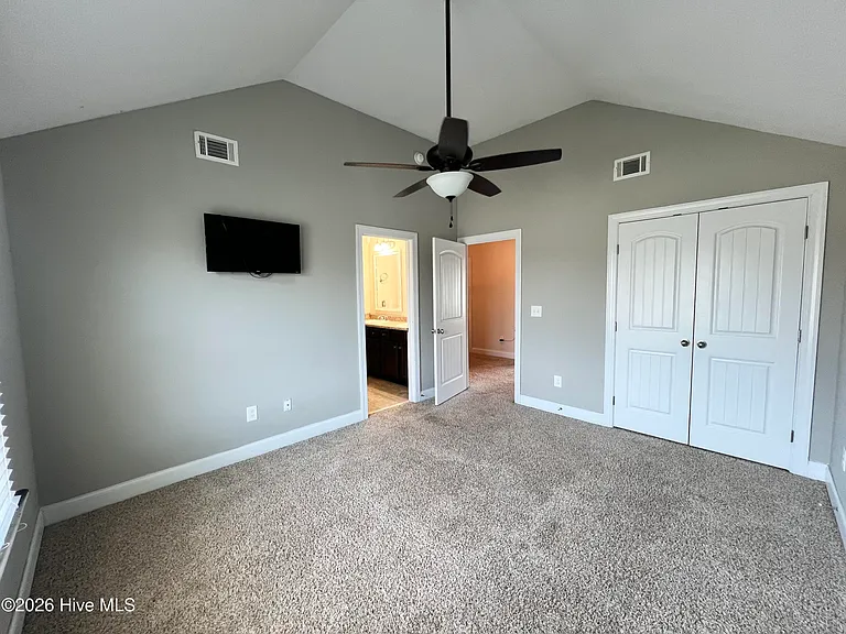 327 Clearwater Ln — Photo 47