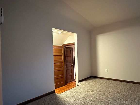 5th image of 1709 NW Glisan St APT 1