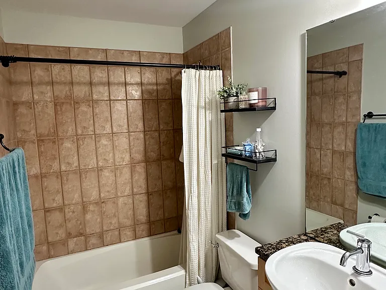 922 Garden District Dr — Photo 17