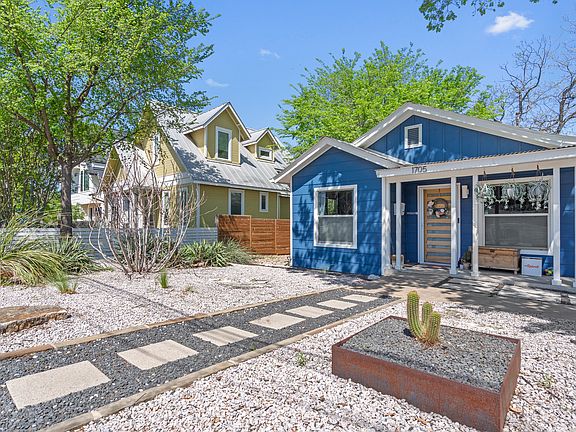 Xeriscaping for simple maintenance