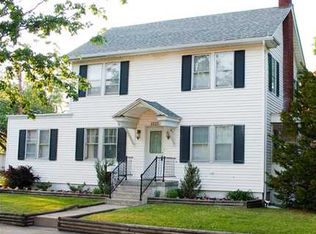 1523 Kinyon ,, South Bend, IN 46628