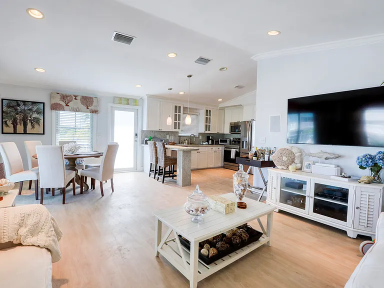 214 Aberdeen Ct — Photo 30