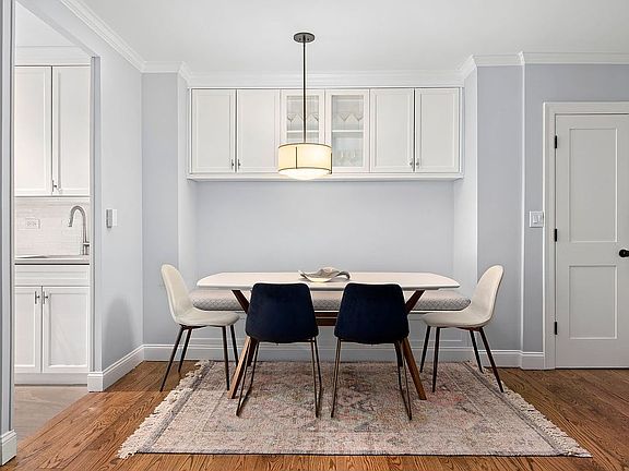 4th image of 63 E 9th St APT 4R