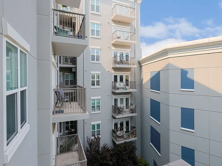 222 Glenwood Ave #410 — Photo 24