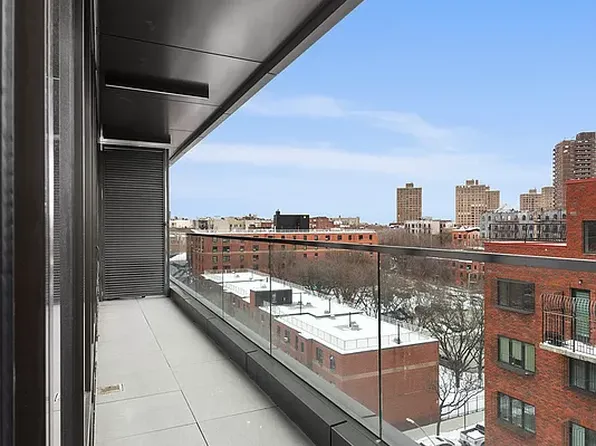 429 Kent Avenue image 1 of 10