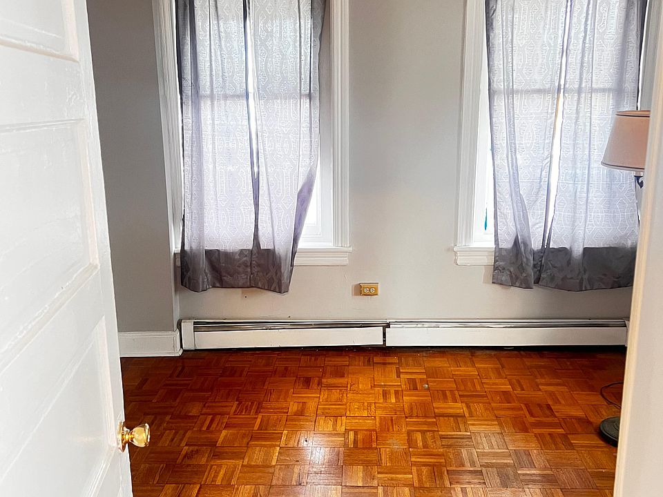1st image of 5 Frederick St APT A1