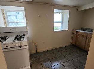 2474 S. 5th Place, Milwaukee, WI 53207