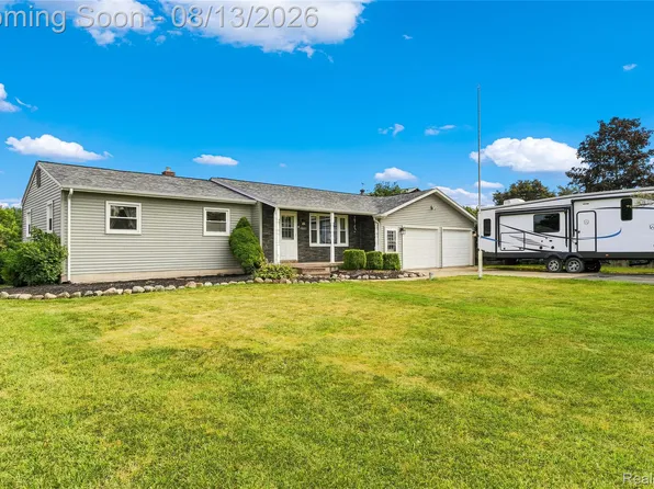 10499 E Potter Rd, Davison, MI 48423