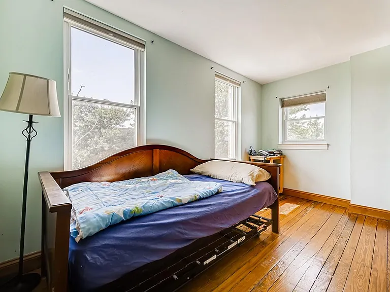 2200 E Baltimore St — Photo 33