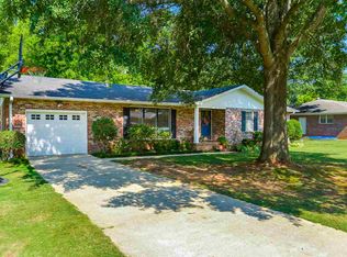 2003 Crestview Dr SE, Decatur, AL 35601