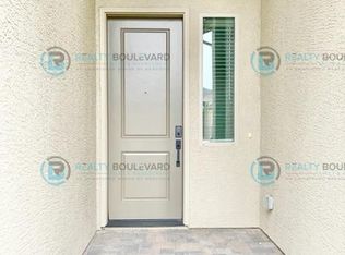 572 Riverbed Cir, Reno, NV 89521