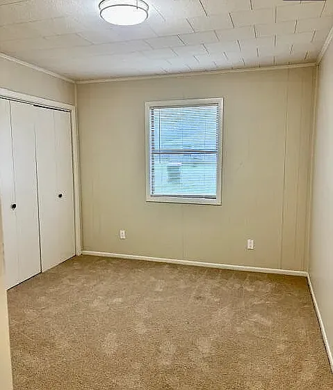 232 Auburn Dr — Photo 6