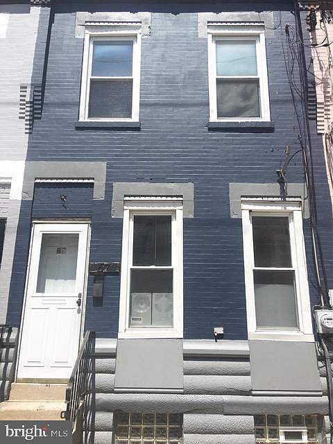 1st image of 67 E Seymour St