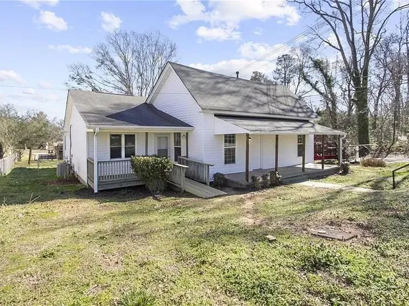 28 Plum St, Griffin, GA 30223