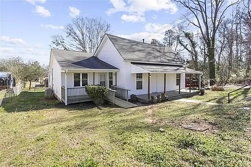 28 Plum St Photo 1