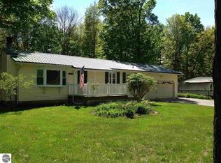 1950 Lardie Rd, Traverse City, MI 49696