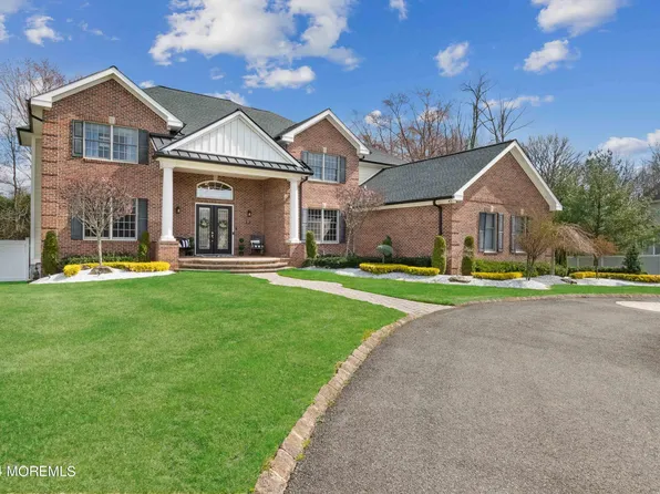 13 Kipling Way, Manalapan, NJ 07726