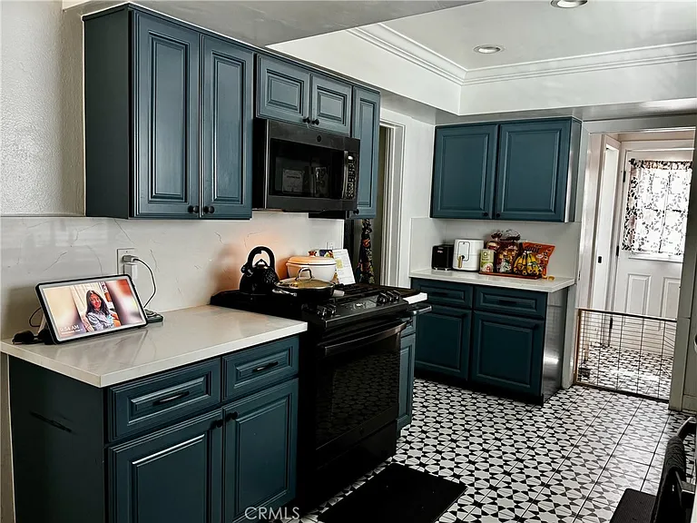 724 Cordelia Ave — Photo 6