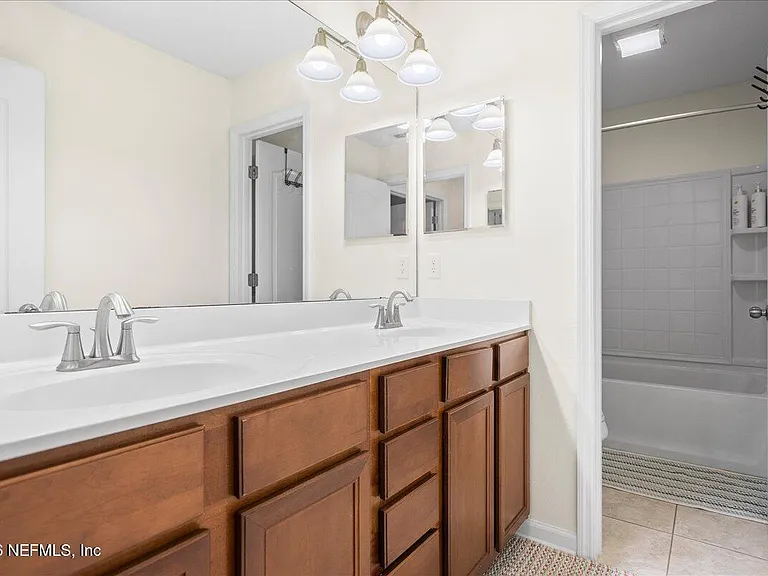 12174 Wynnfield Lakes Cir — Photo 28