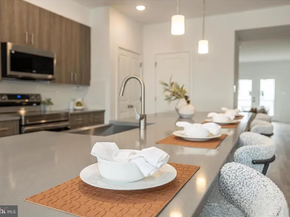 716 Iron Forge Rd #B, Frederick, MD 21702