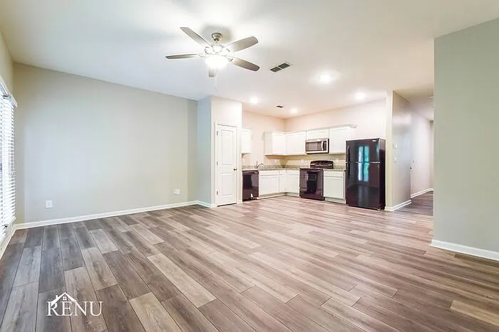3131 Journal Ct — Photo 5