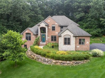 4169 Wyndham Point, Brighton, MI, 48114