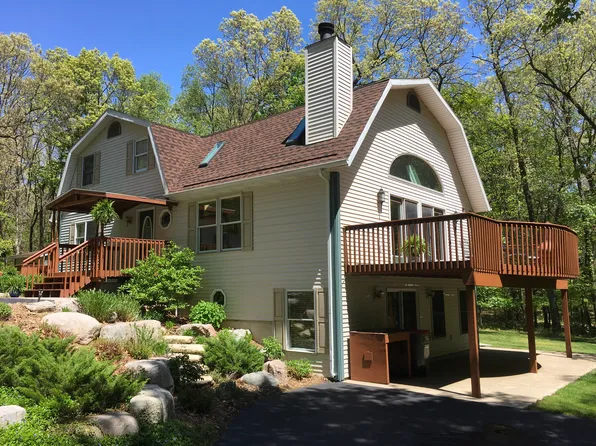 14045 28th St SE, Lowell, MI 49331