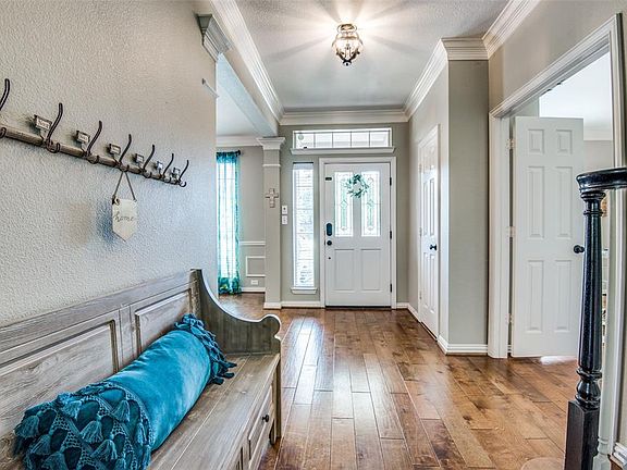 4th image of 4104 Gallant Ct
