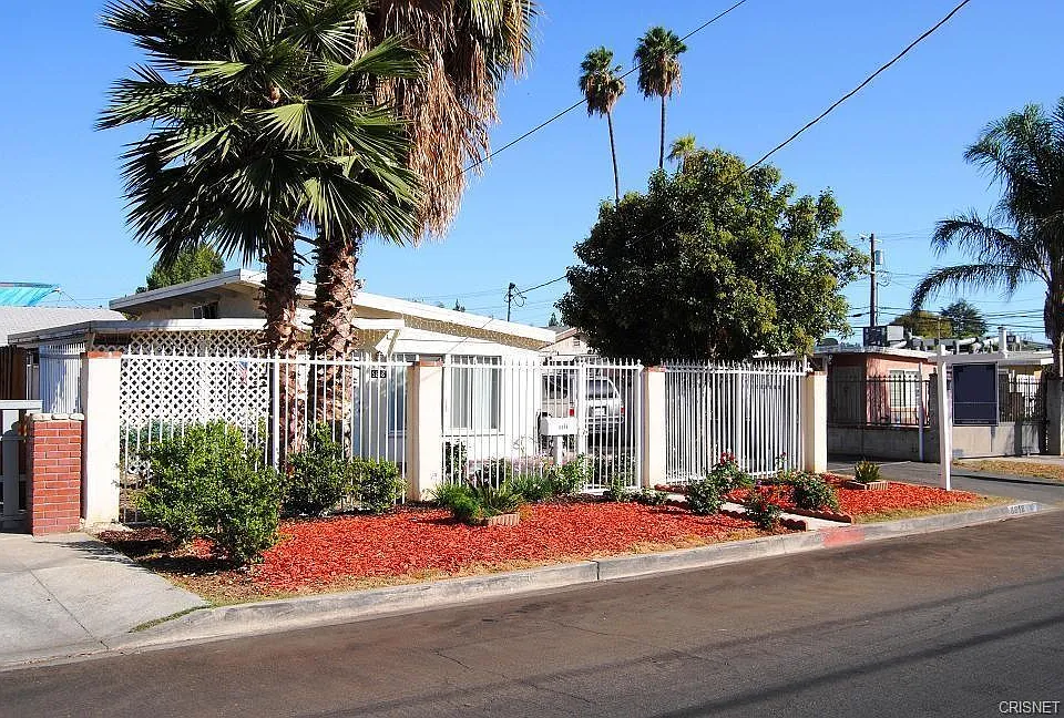 6818 Rhea Ave