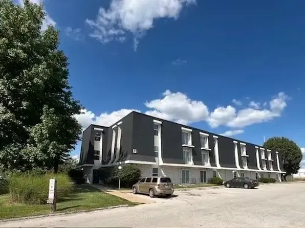 1940 Place, 1940 S Ingram Mill Rd #A309, Springfield, MO 65804