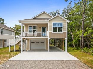 161 NW 8th St, Oak Island, NC 28465