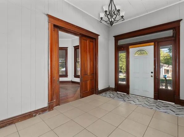 505 Levin St, Marshall, TX 75670