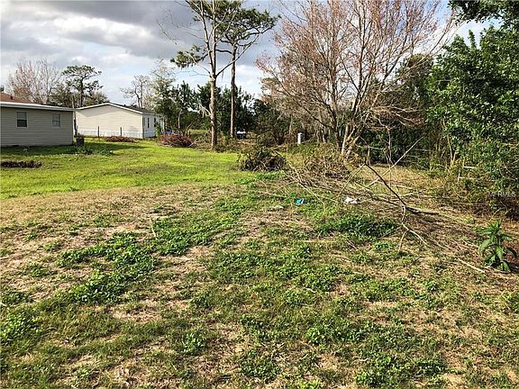 4th image of 2072 Meadow Oak Cir