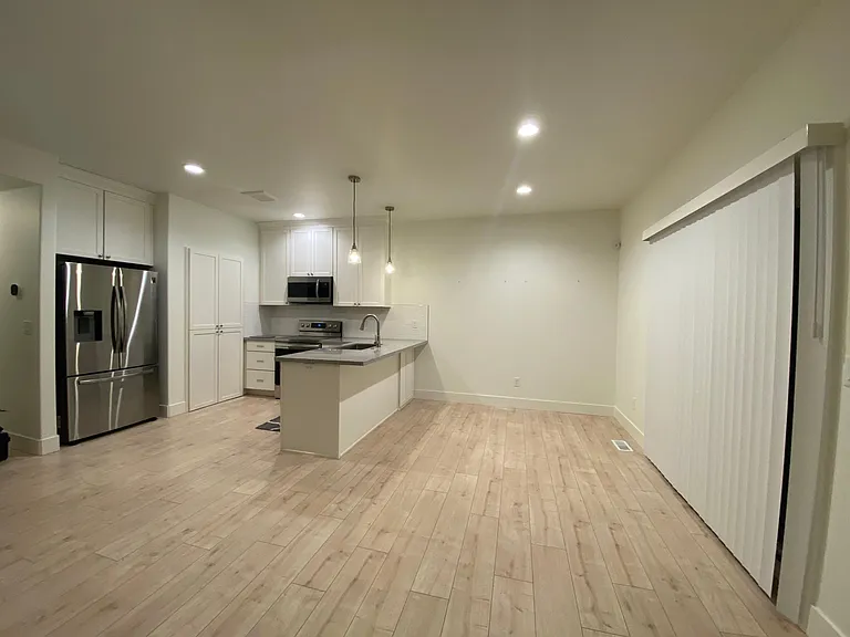 416 S 3 W — Photo 62