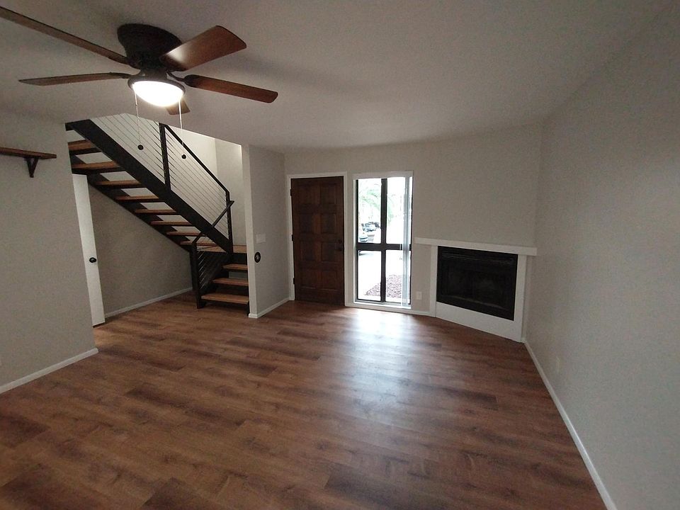 1st image of 1401 E Puget Ave APT 13