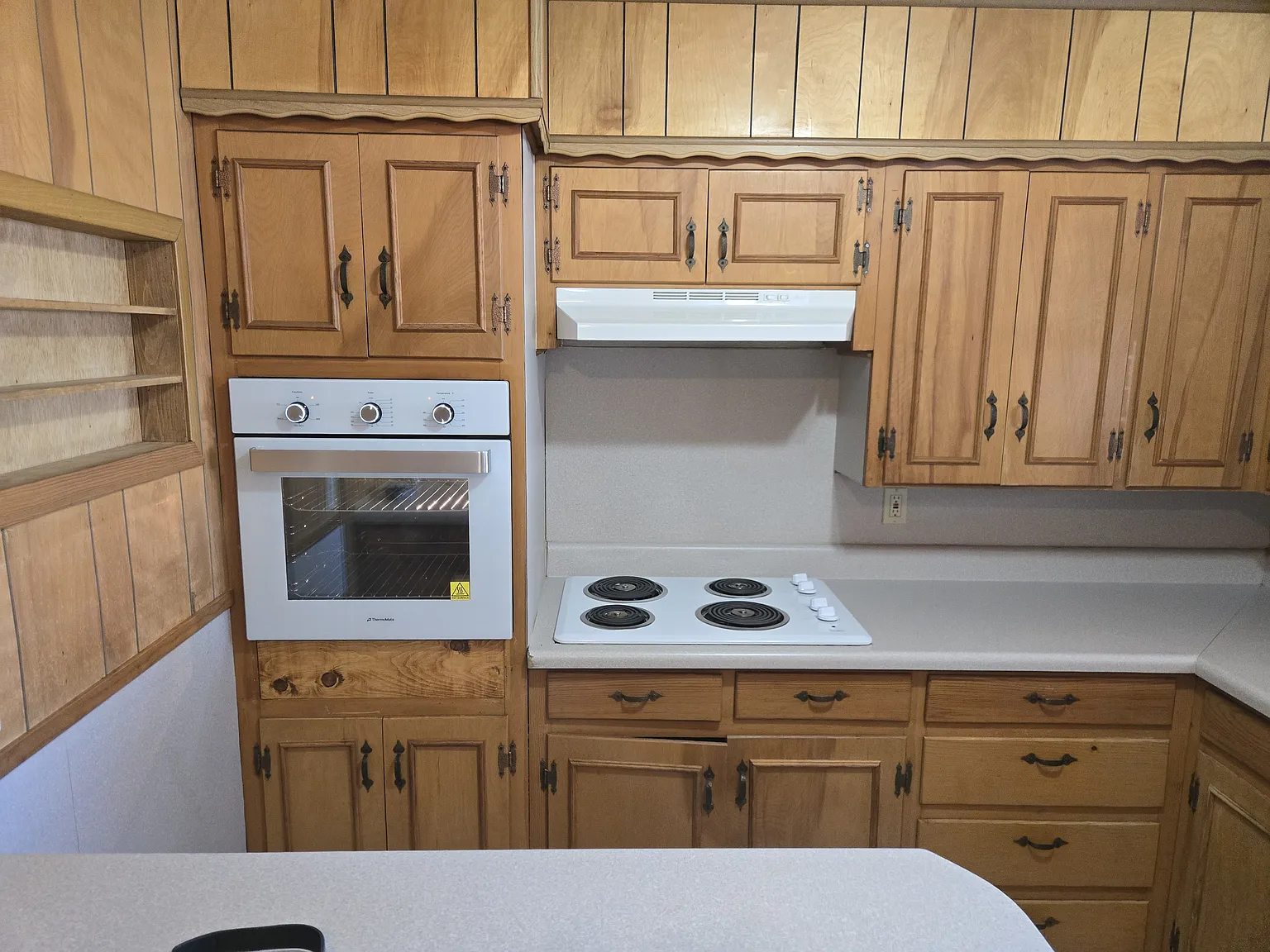 3358 N Grand Ave — Photo 4