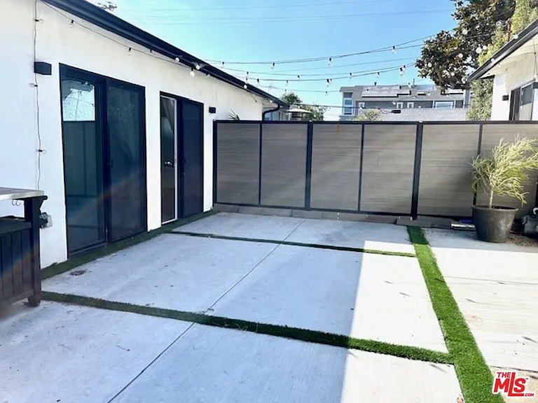 9946 Farragut Dr — Photo 15
