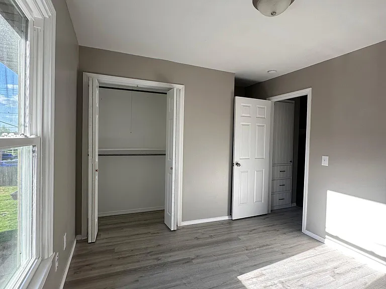 3017 W Roxbury St — Photo 30