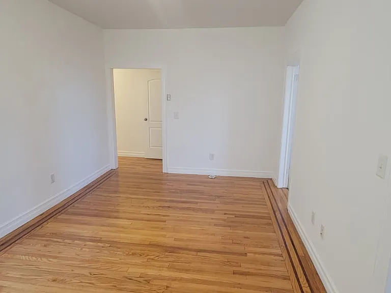 5907 Blvd East — Photo 22