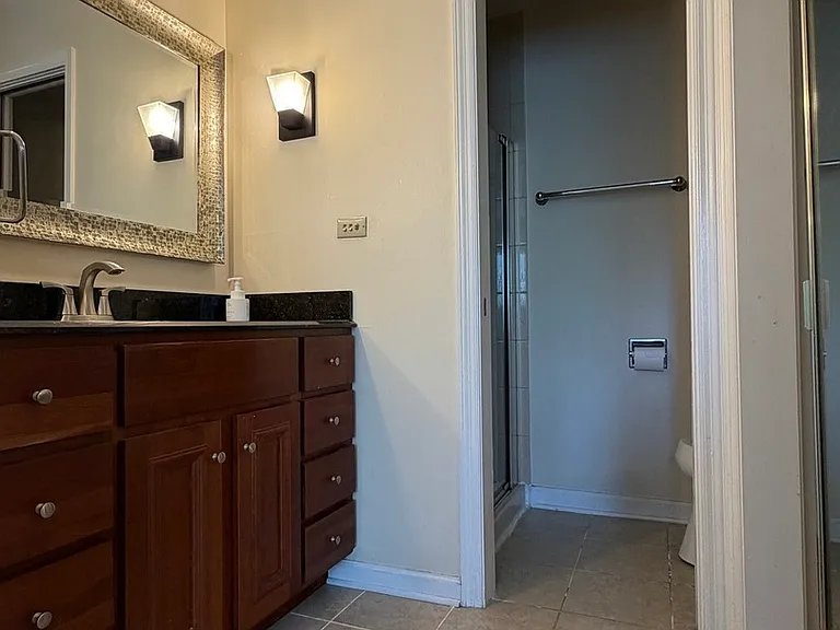 3021 Highland Ave — Photo 8