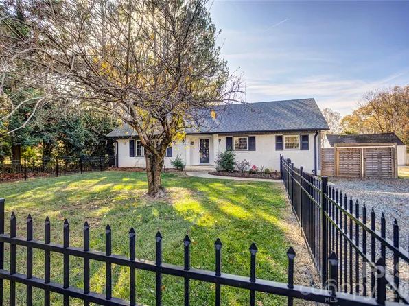 782 Union St S, Concord, NC 28025