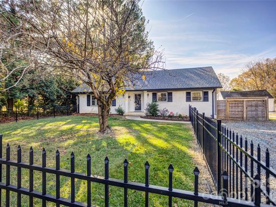 782 Union St S, Concord, NC 28025