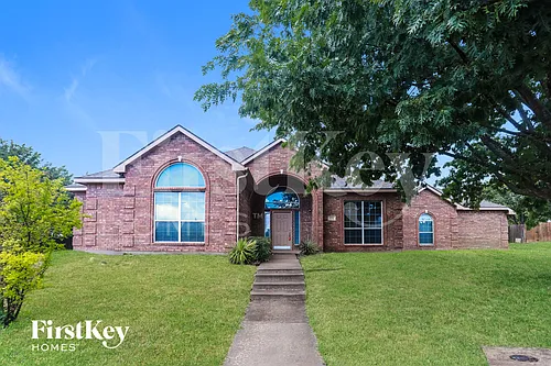 1731 Vista Ridge Dr W Photo 1