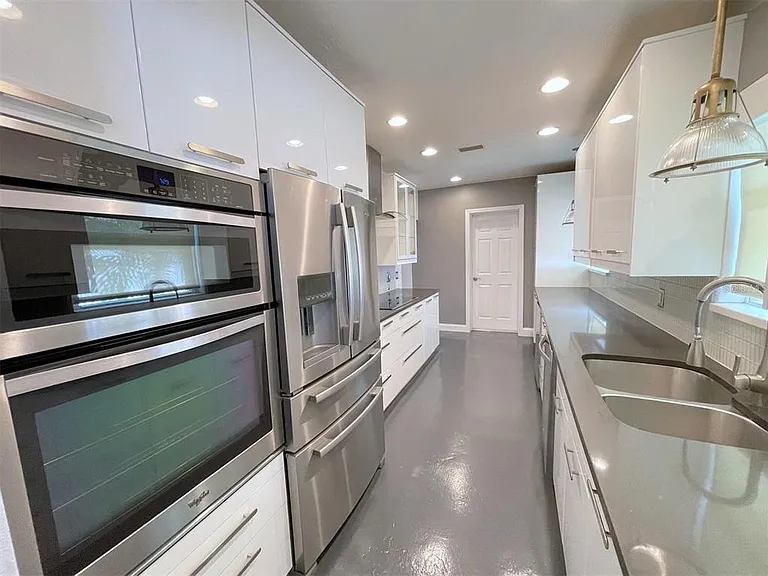 3903 W Corona St — Photo 10
