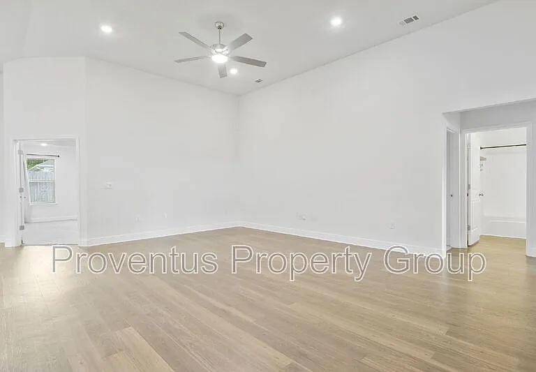 2419 Privet Berry Dr — Photo 6