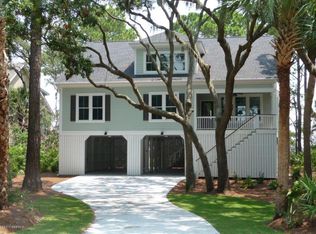 41 Ocean Marsh Ln, Saint Helena Island, SC 29920