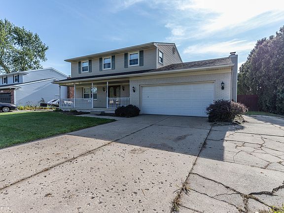 2nd image of 1046 Pickton Dr