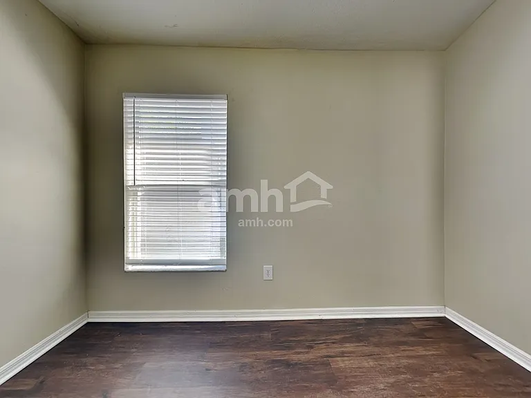 10431 Blackmore Dr — Photo 15