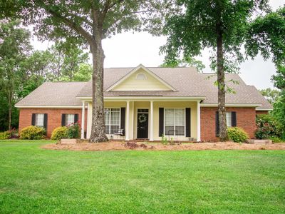 1605 Timber Trl, Deatsville, AL, 36022