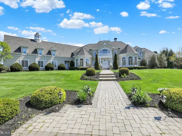 1000 Bluestone Dr, Lititz, PA 17543